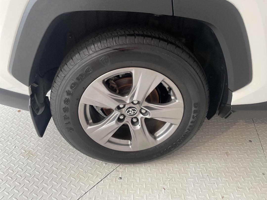 Photo '12' of Toyota Rav4