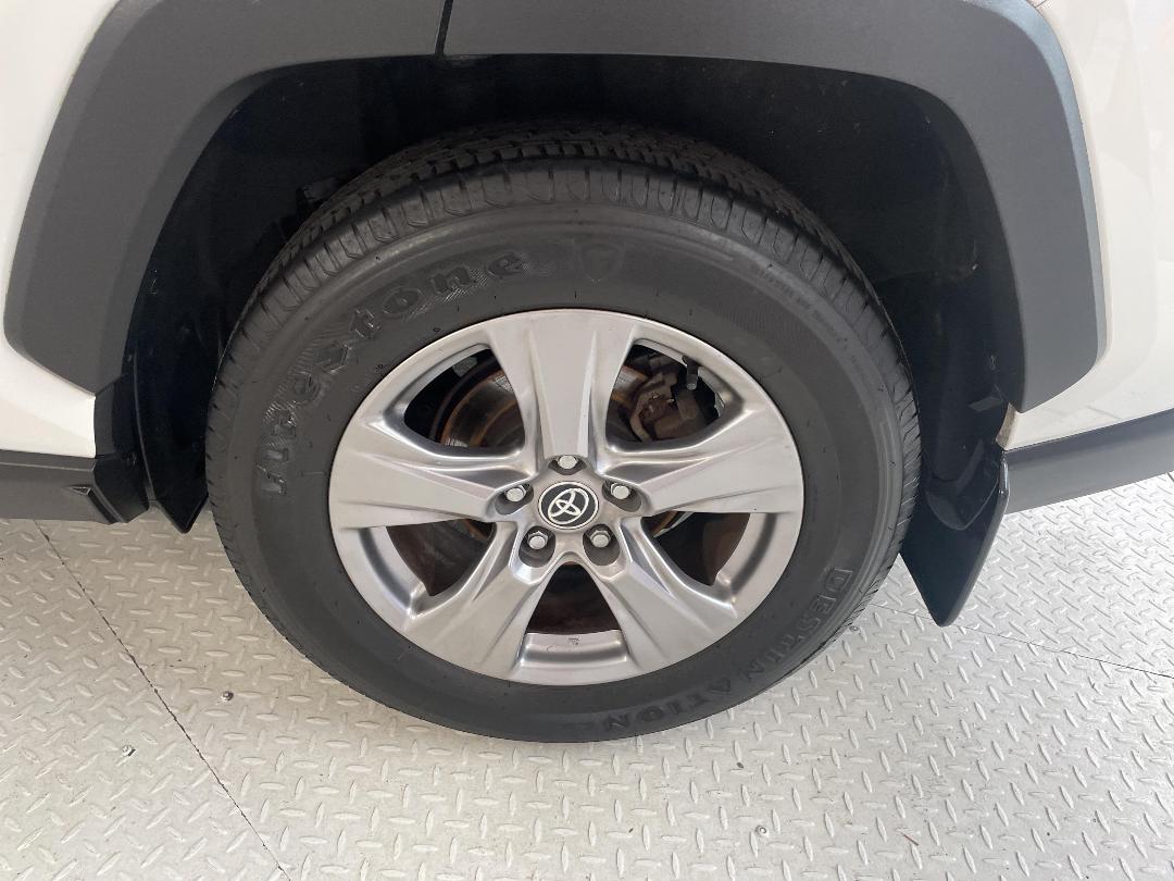 Photo '11' of Toyota Rav4