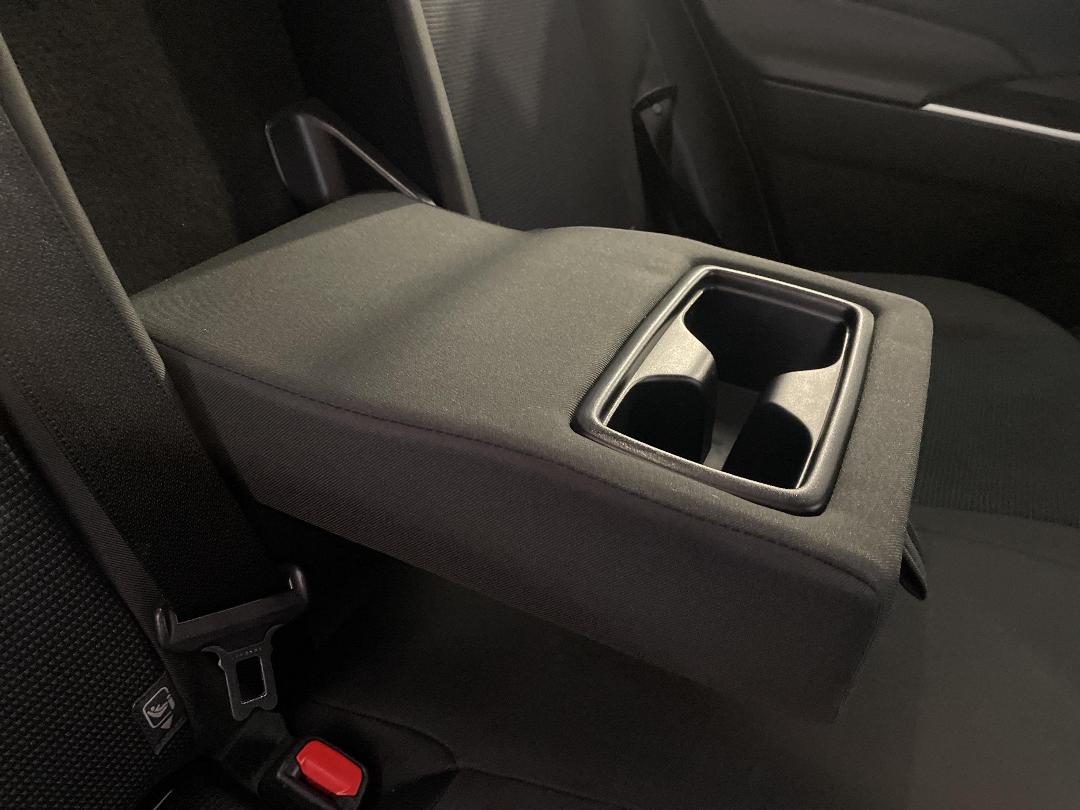 Photo '23' of Toyota Rav4