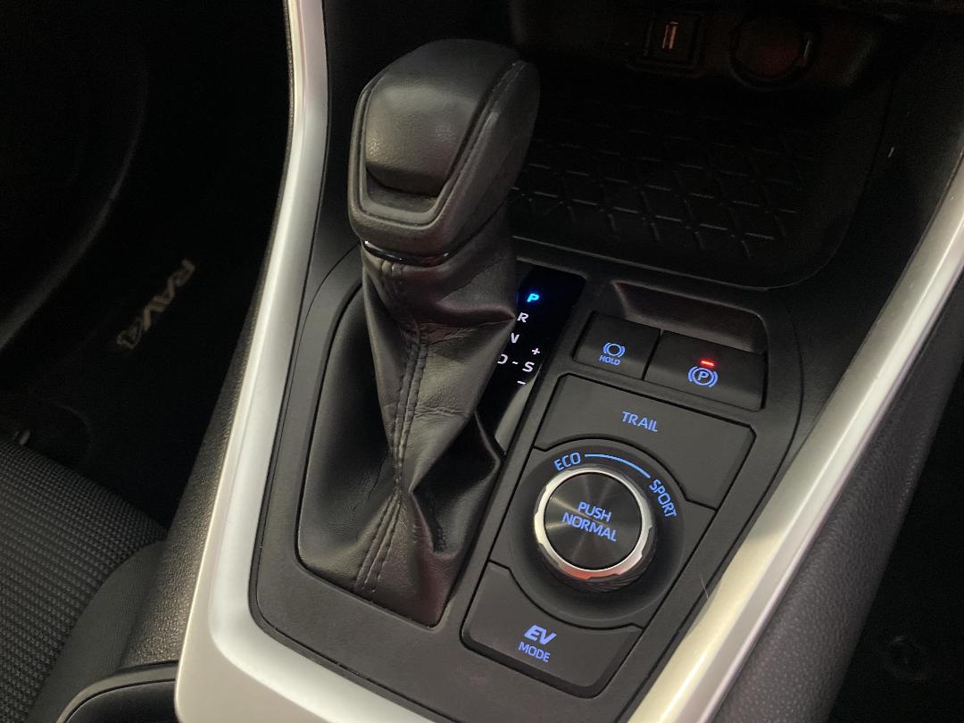 Photo '32' of Toyota Rav4