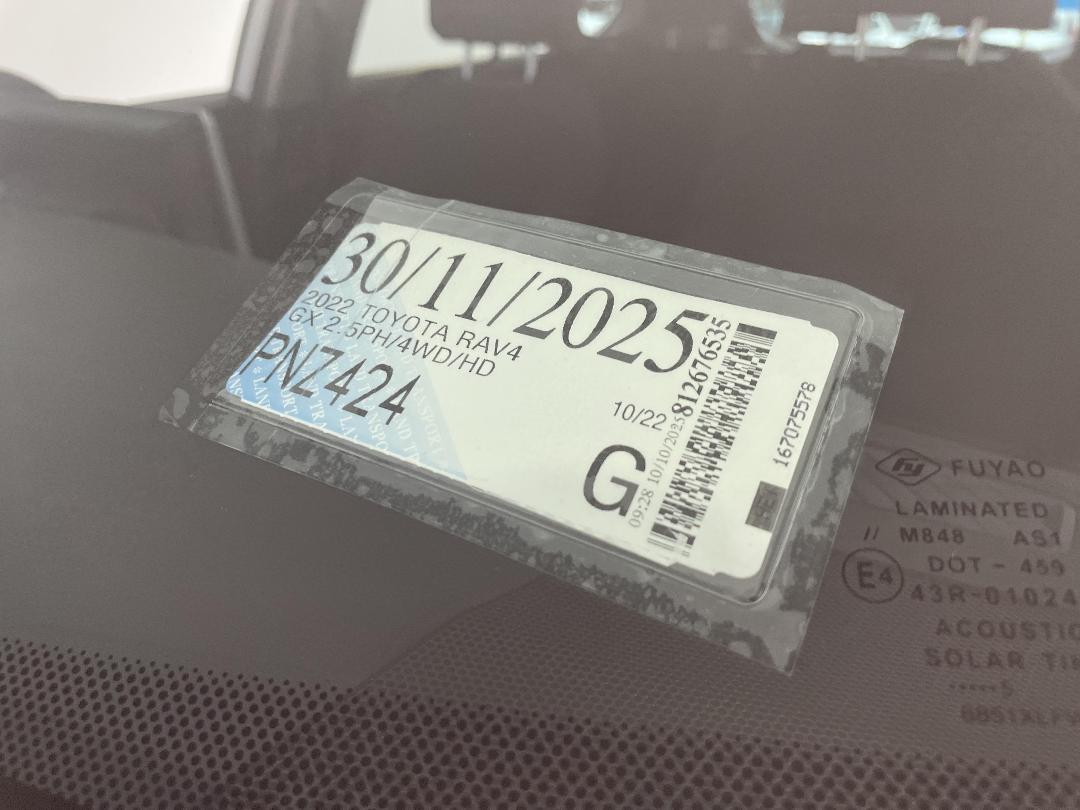 Photo '35' of Toyota Rav4