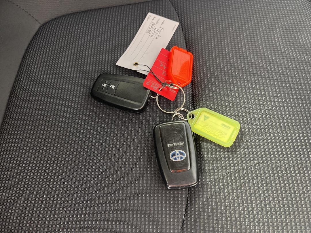 Photo '22' of Toyota Rav4 Photo '22' of Toyota Rav4