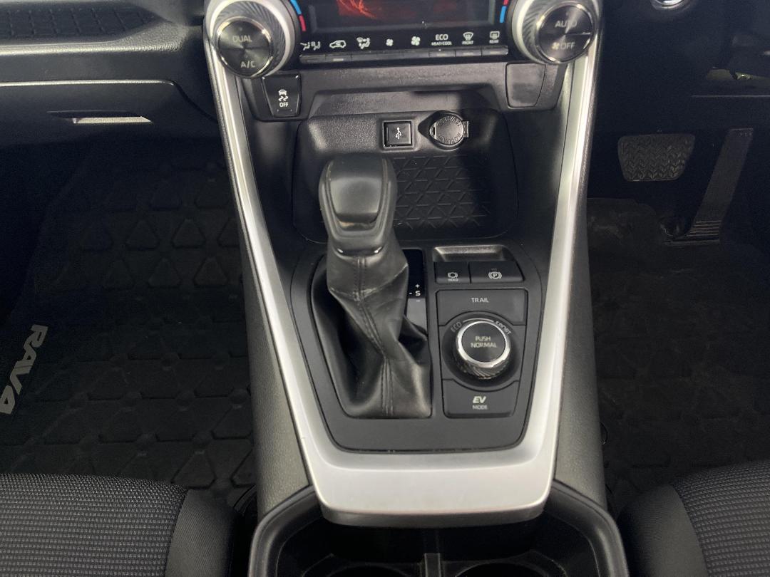 Photo '18' of Toyota Rav4 Photo '18' of Toyota Rav4