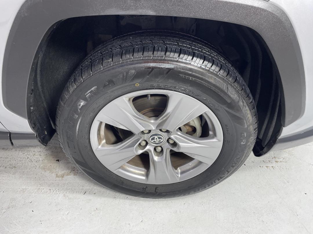 Photo '9' of Toyota Rav4