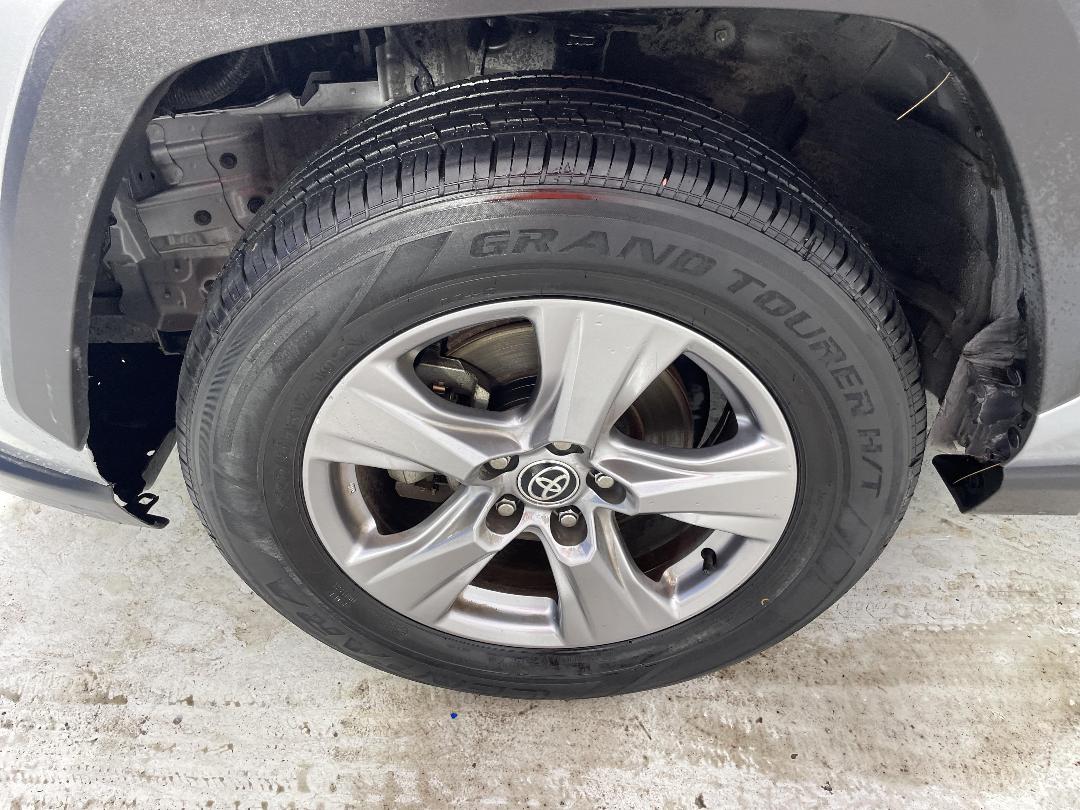 Photo '10' of Toyota Rav4