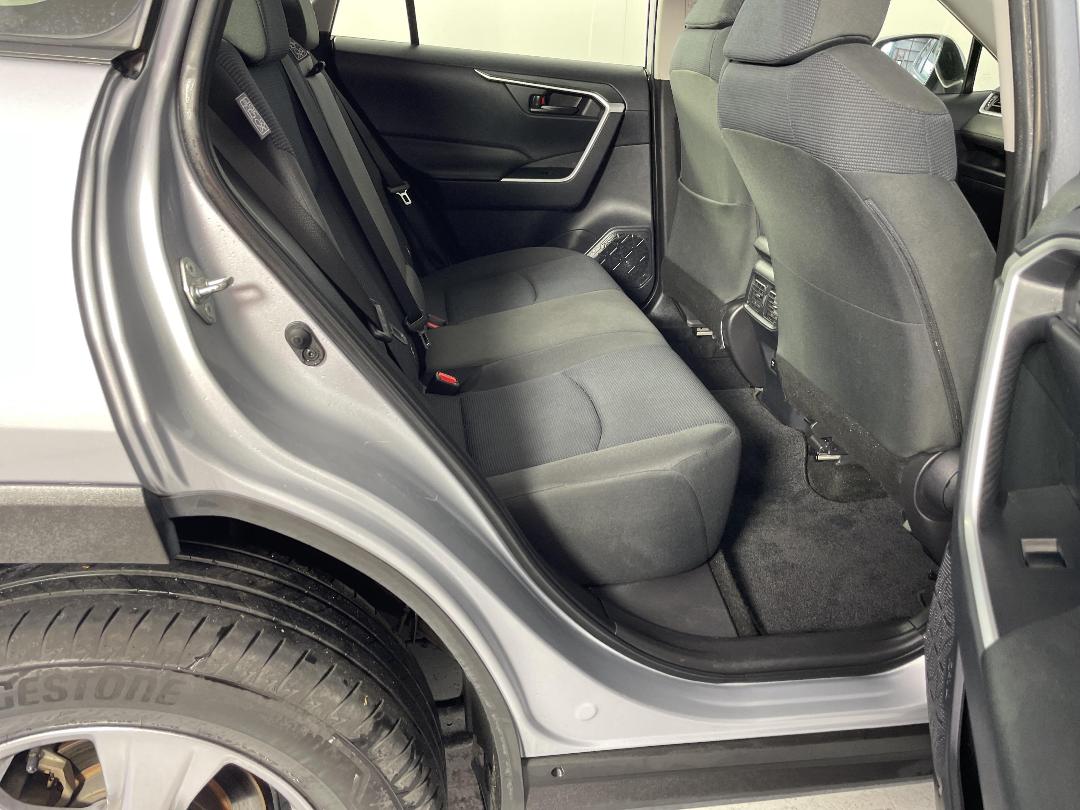 Photo '20' of Toyota Rav4