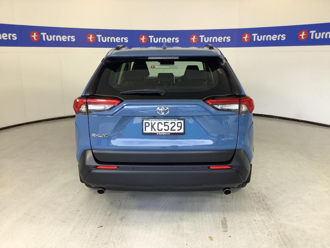 Photo '6' of Toyota Rav4