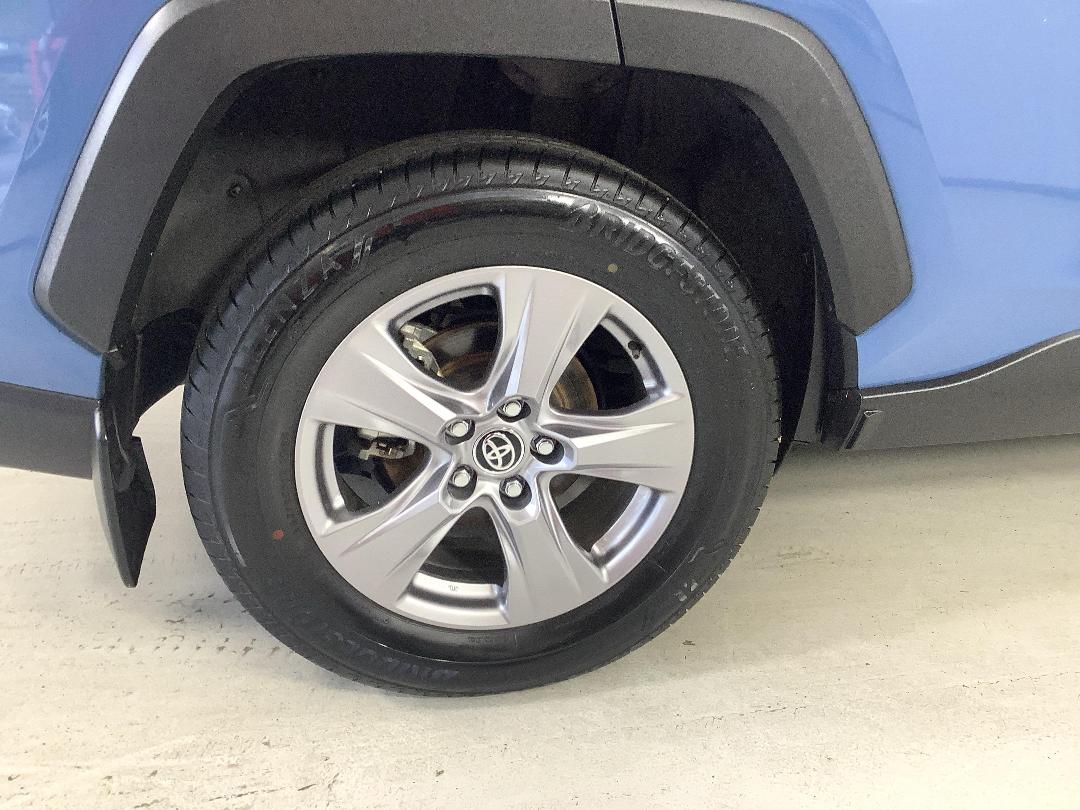 Photo '12' of Toyota Rav4