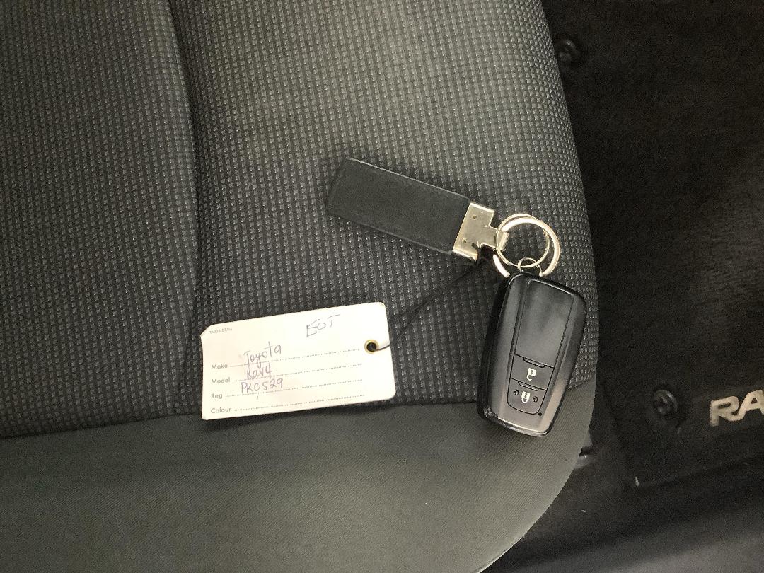 Photo '22' of Toyota Rav4