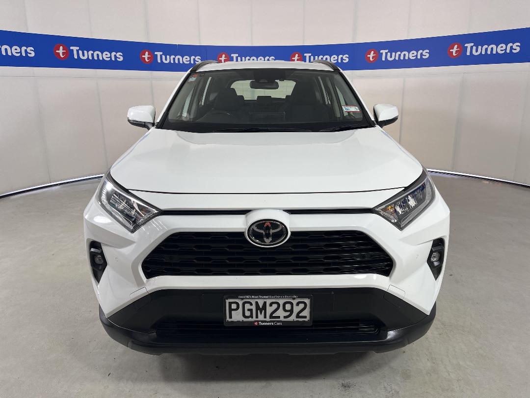 Photo '2' of Toyota Rav4