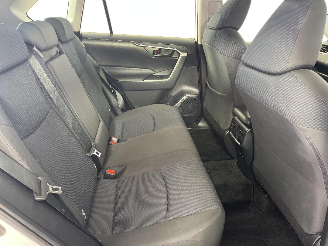 Photo '20' of Toyota Rav4