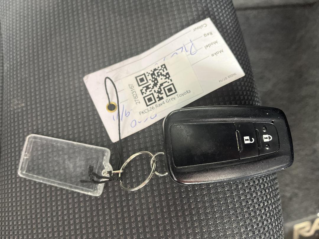 Photo '22' of Toyota Rav4