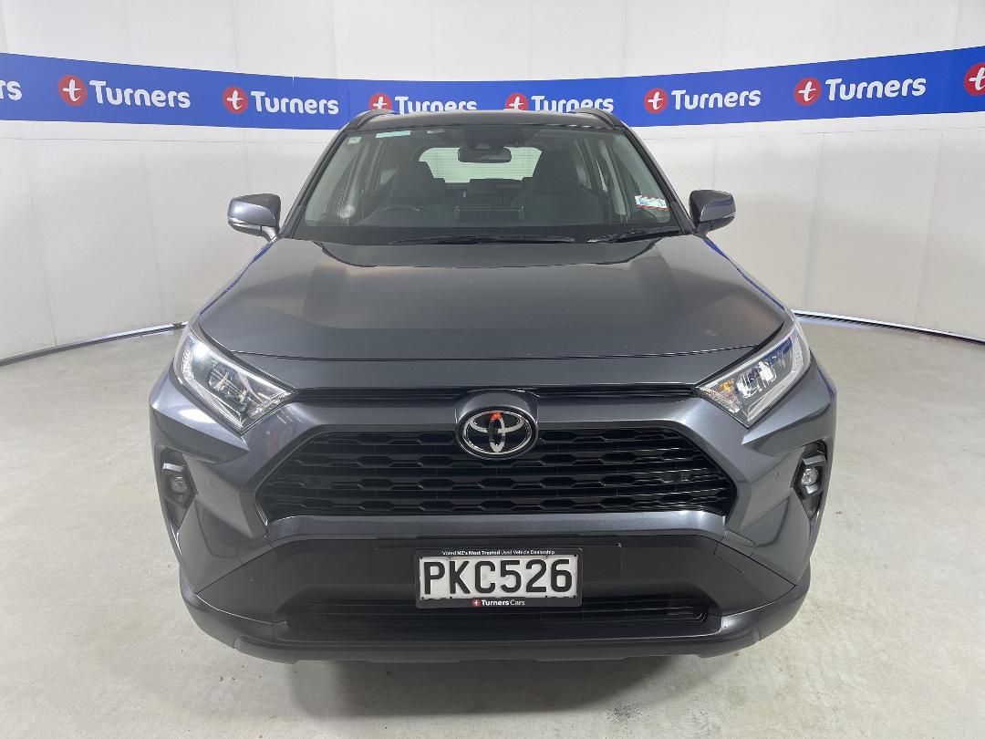 Photo '2' of Toyota Rav4