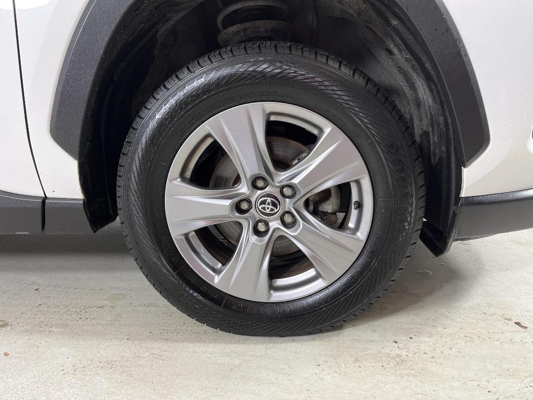 Photo '9' of Toyota Rav4 Photo '9' of Toyota Rav4