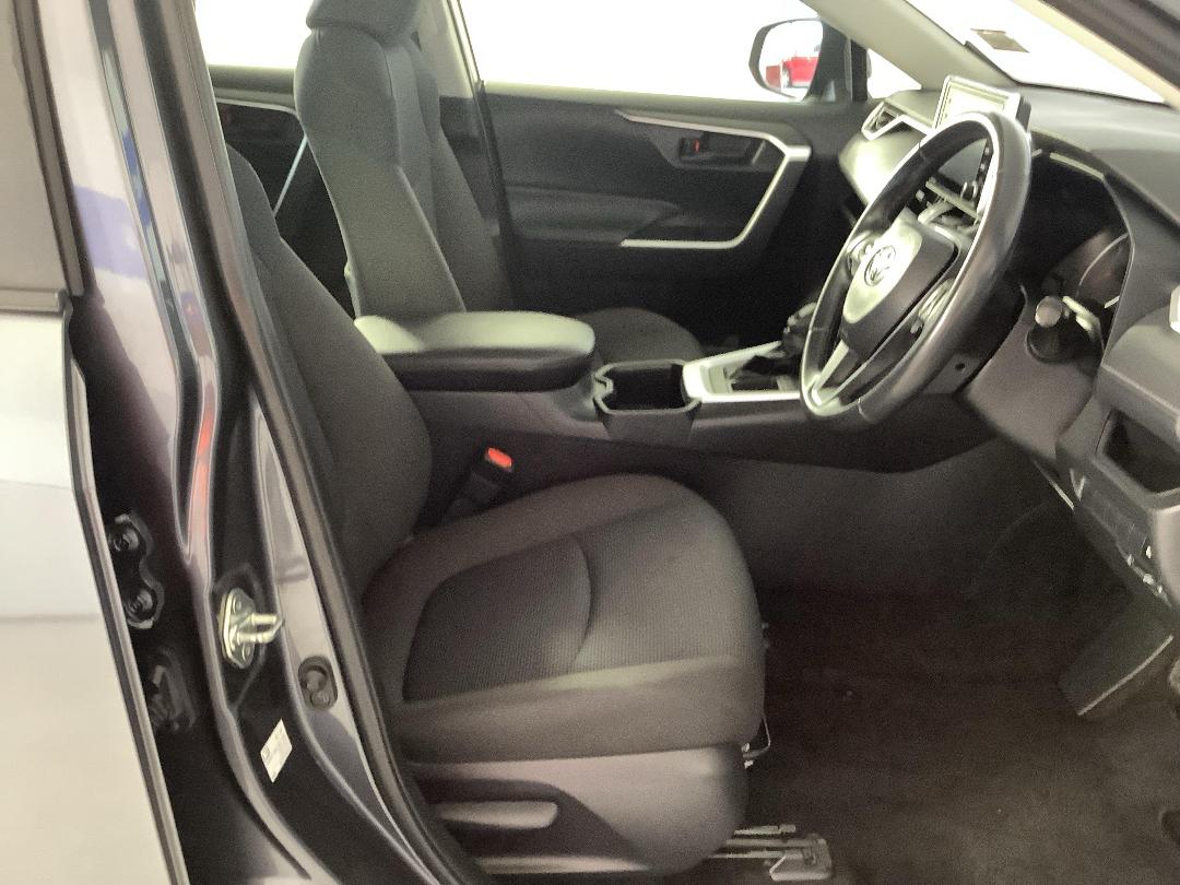 Photo '16' of Toyota Rav4 Photo '16' of Toyota Rav4