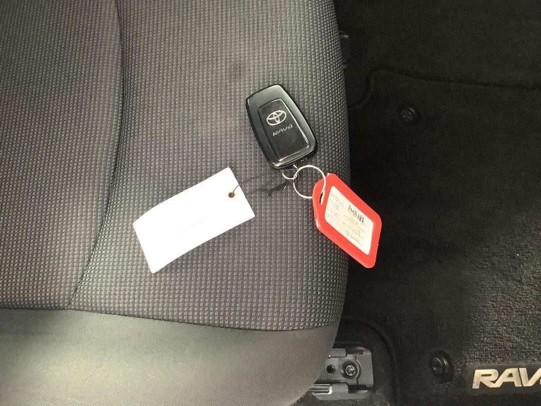 Photo '22' of Toyota Rav4 Photo '22' of Toyota Rav4