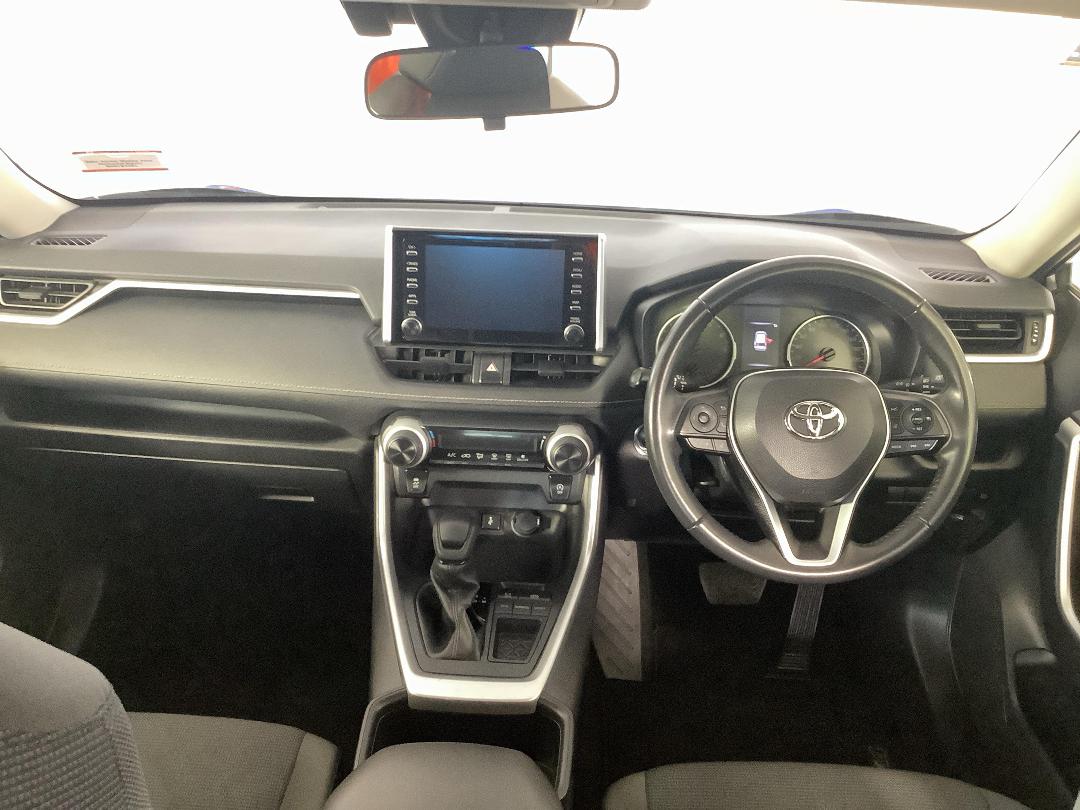 Photo '17' of Toyota Rav4 Photo '17' of Toyota Rav4