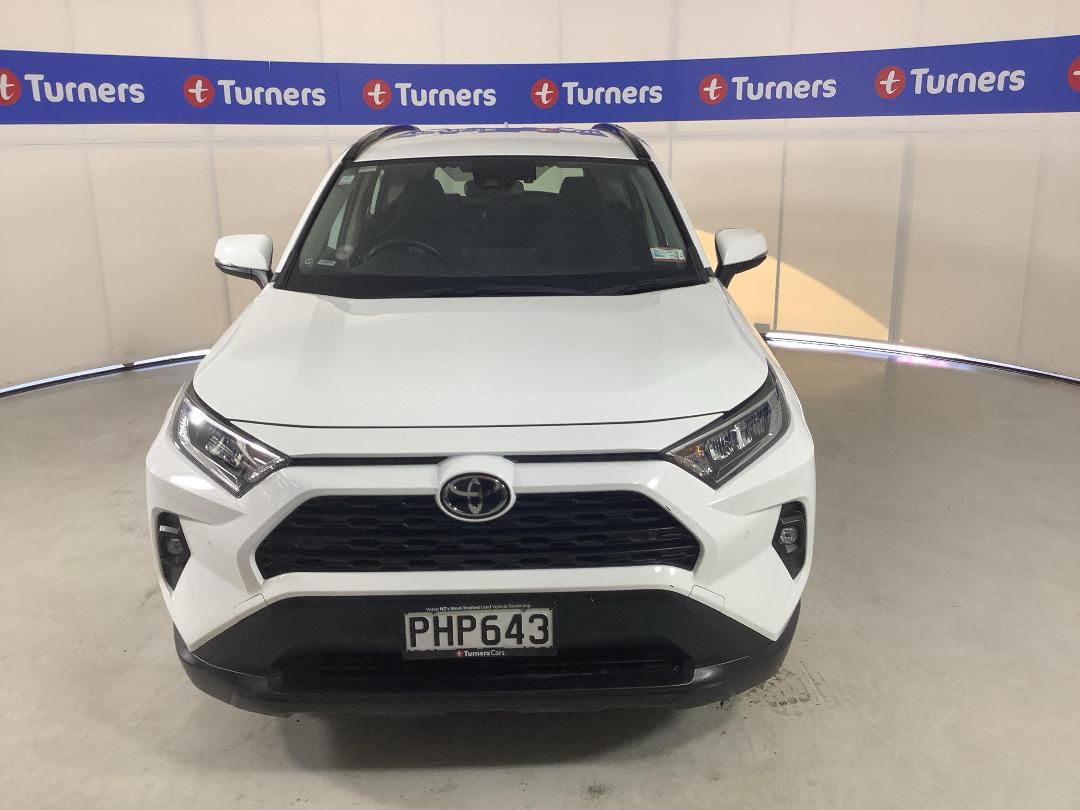 Photo '2' of Toyota Rav4