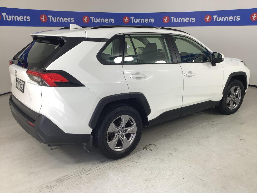 Photo '7' of Toyota Rav4