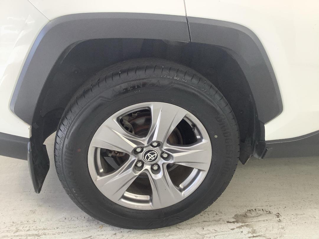 Photo '12' of Toyota Rav4