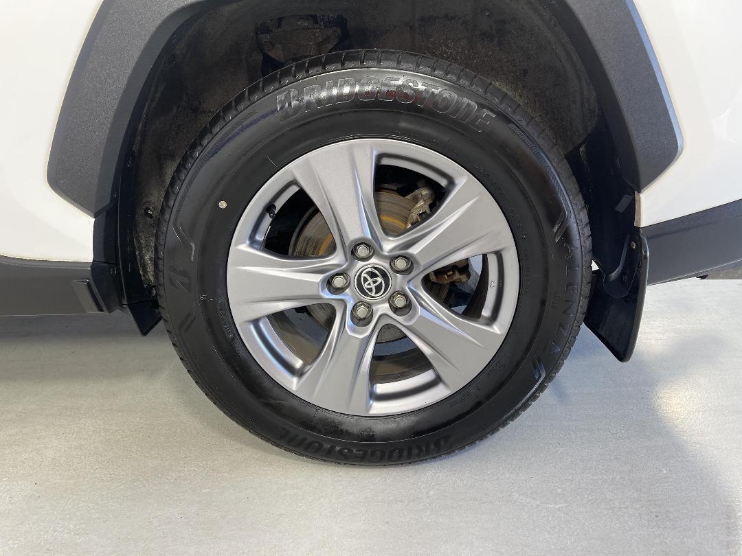 Photo '11' of Toyota Rav4 Photo '11' of Toyota Rav4