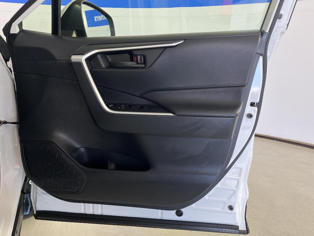 Photo '15' of Toyota Rav4 Photo '15' of Toyota Rav4