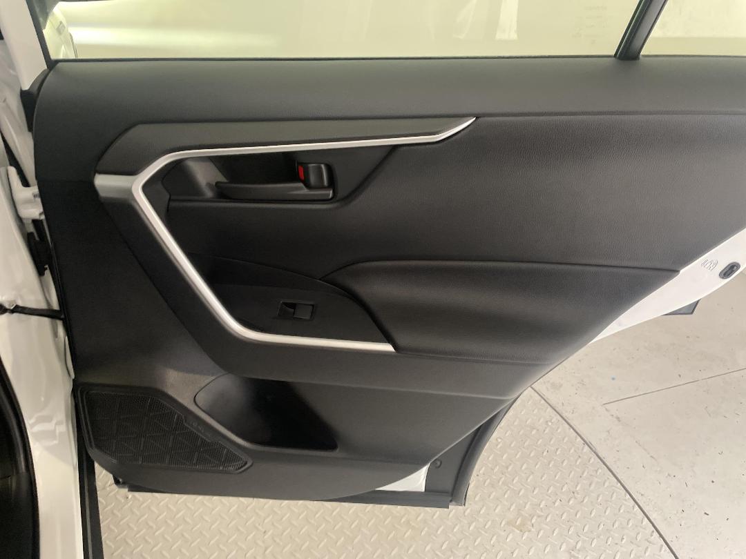 Photo '19' of Toyota Rav4