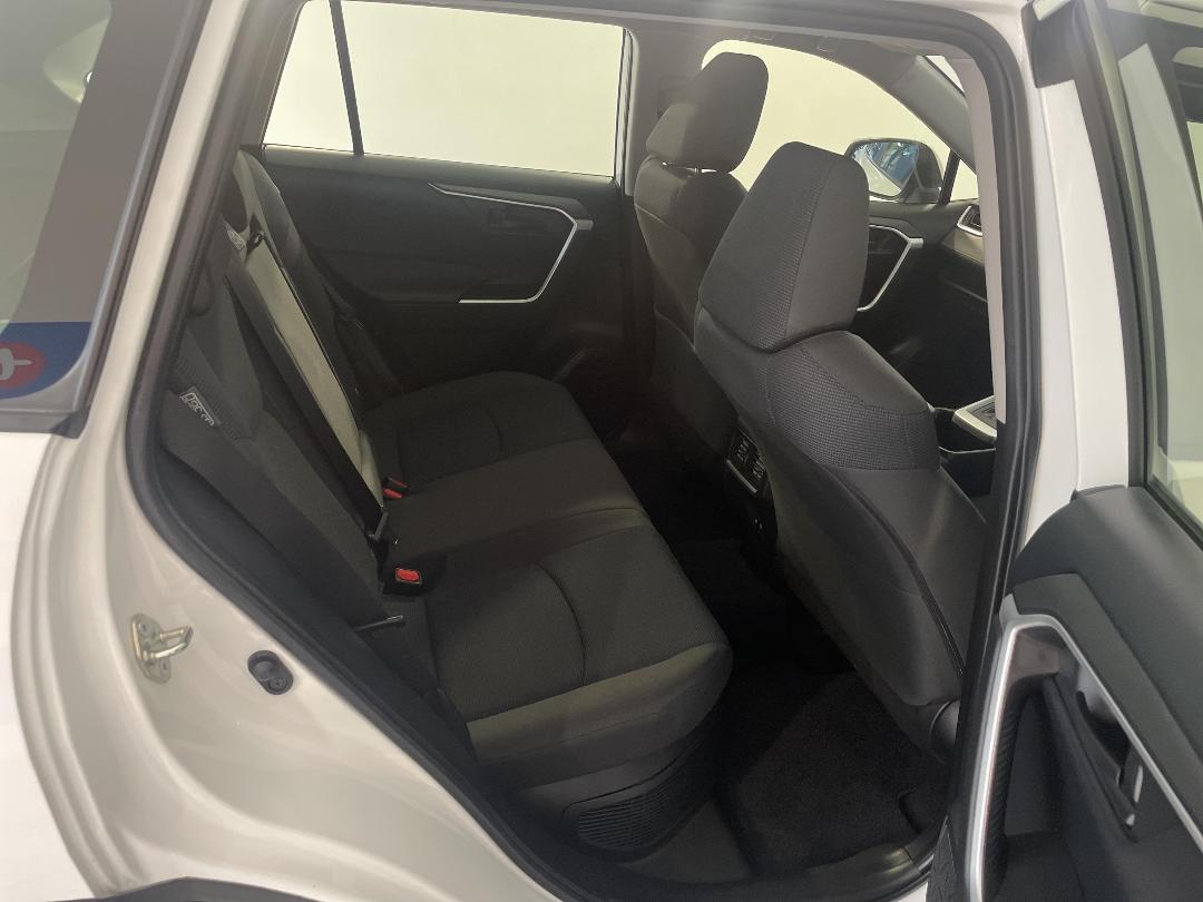 Photo '20' of Toyota Rav4