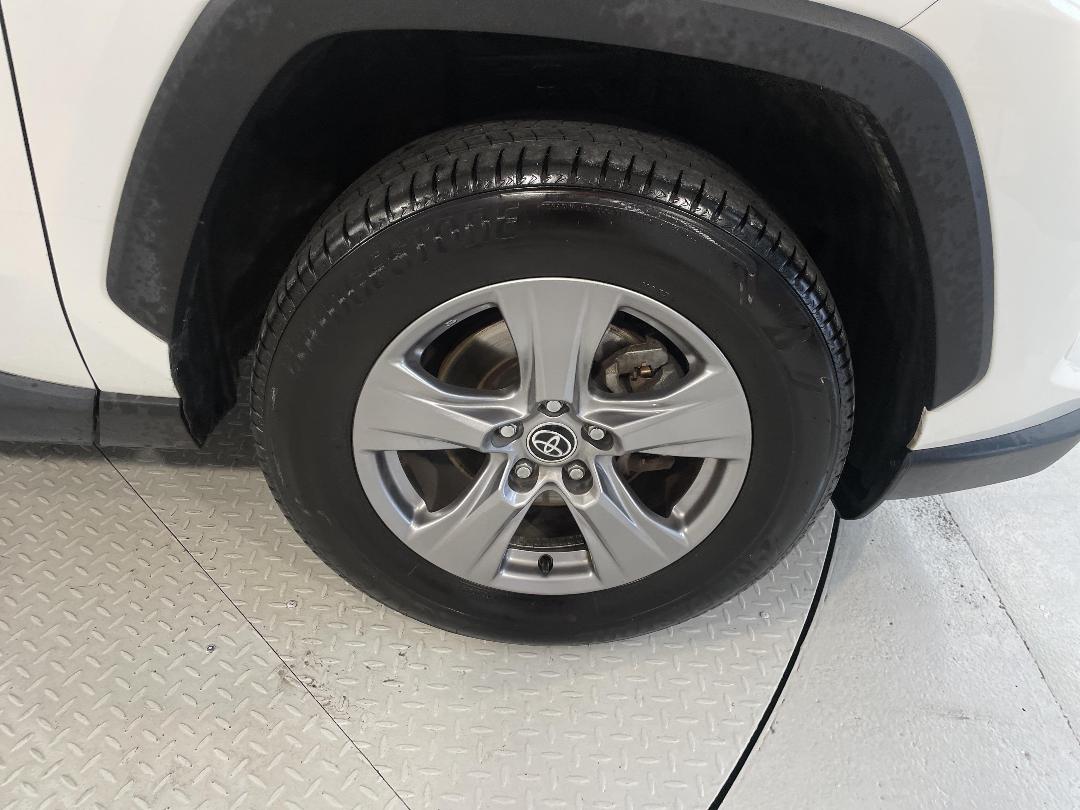 Photo '9' of Toyota Rav4