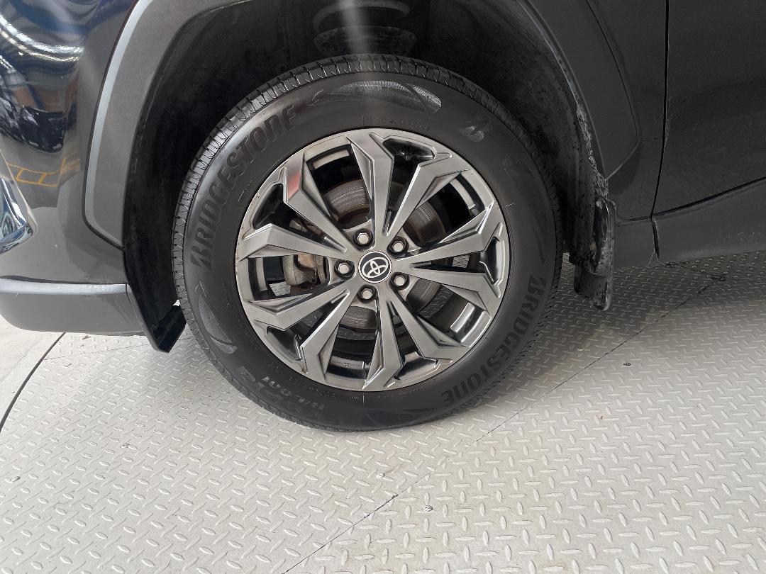 Photo '10' of Toyota Rav4