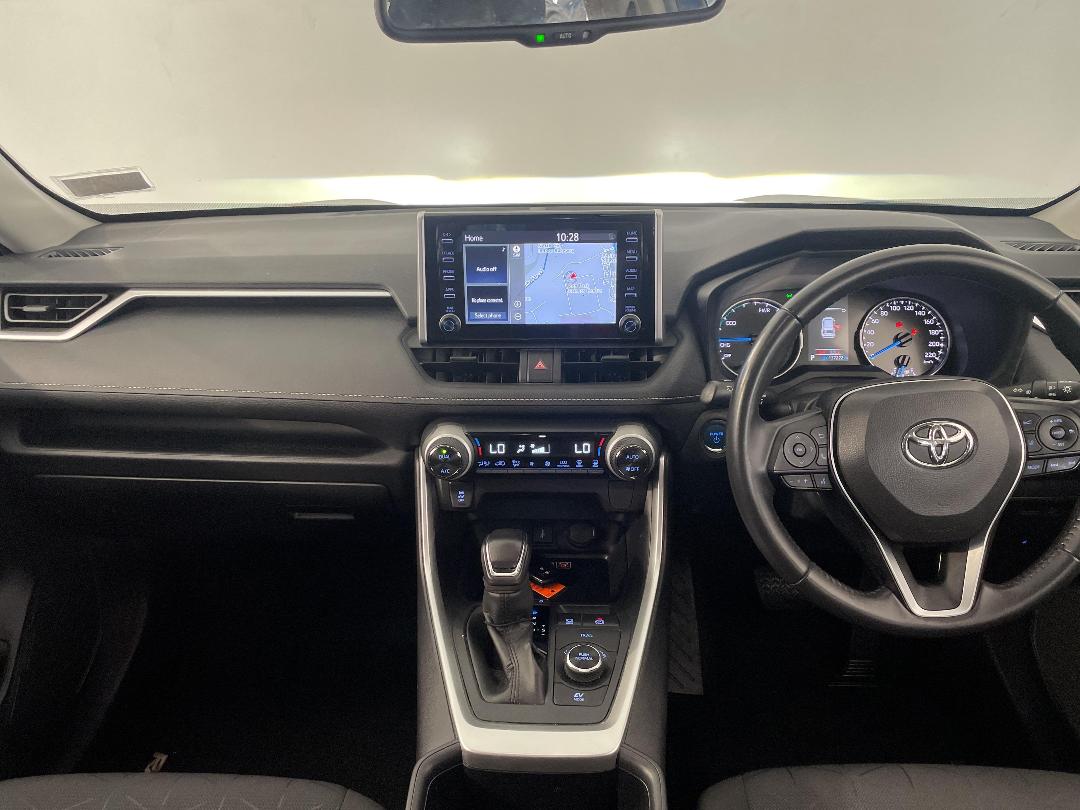 Photo '17' of Toyota Rav4