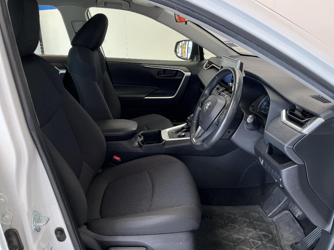 Photo '16' of Toyota Rav4 Photo '16' of Toyota Rav4