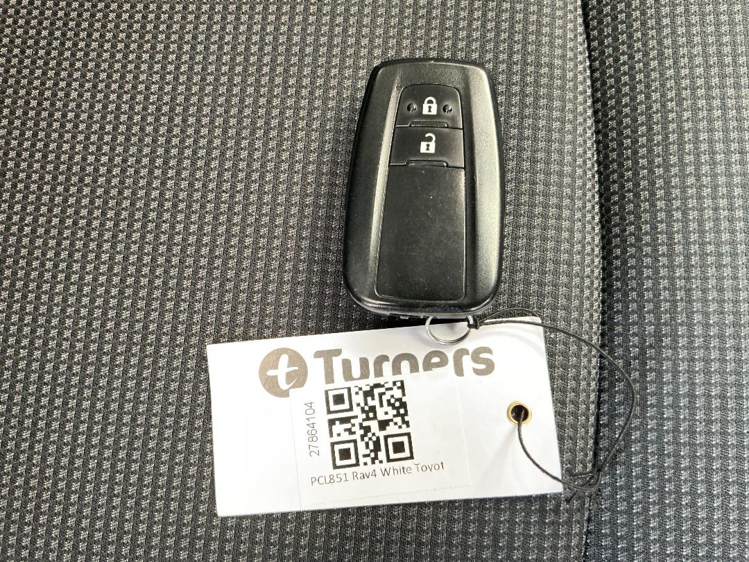 Photo '22' of Toyota Rav4 Photo '22' of Toyota Rav4