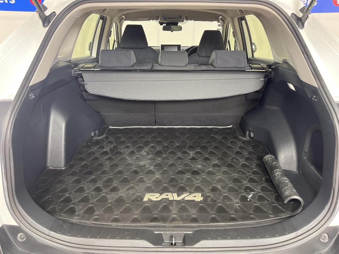 Photo '14' of Toyota Rav4