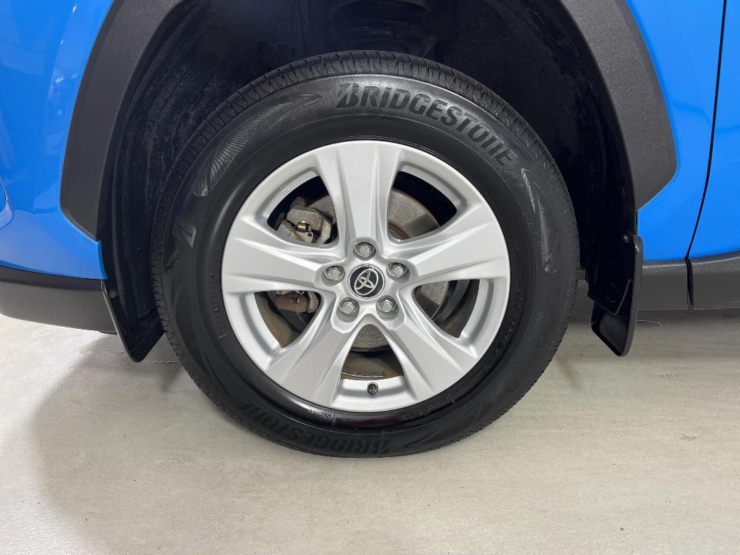 Photo '10' of Toyota Rav4 Photo '10' of Toyota Rav4