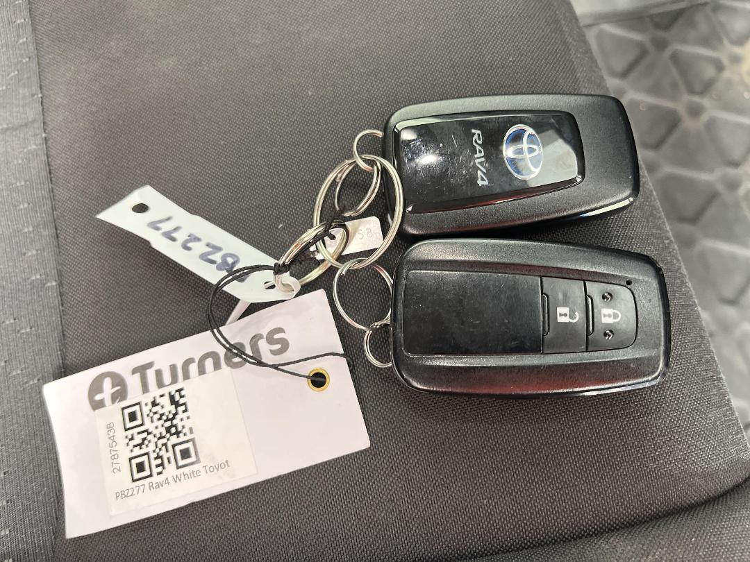 Photo '22' of Toyota Rav4 Photo '22' of Toyota Rav4