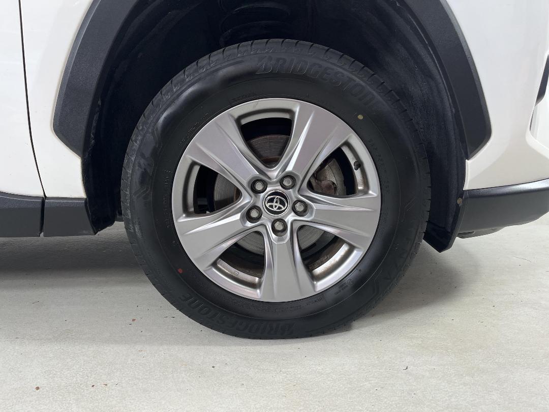 Photo '9' of Toyota Rav4 Photo '9' of Toyota Rav4