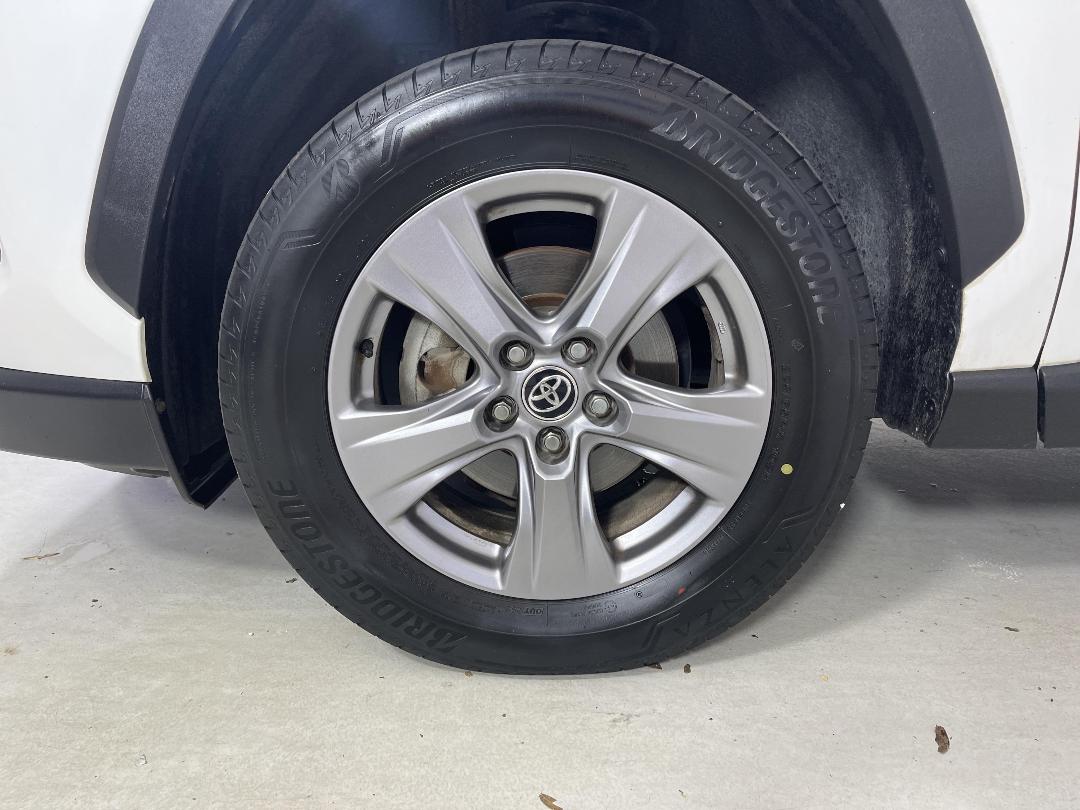 Photo '10' of Toyota Rav4 Photo '10' of Toyota Rav4