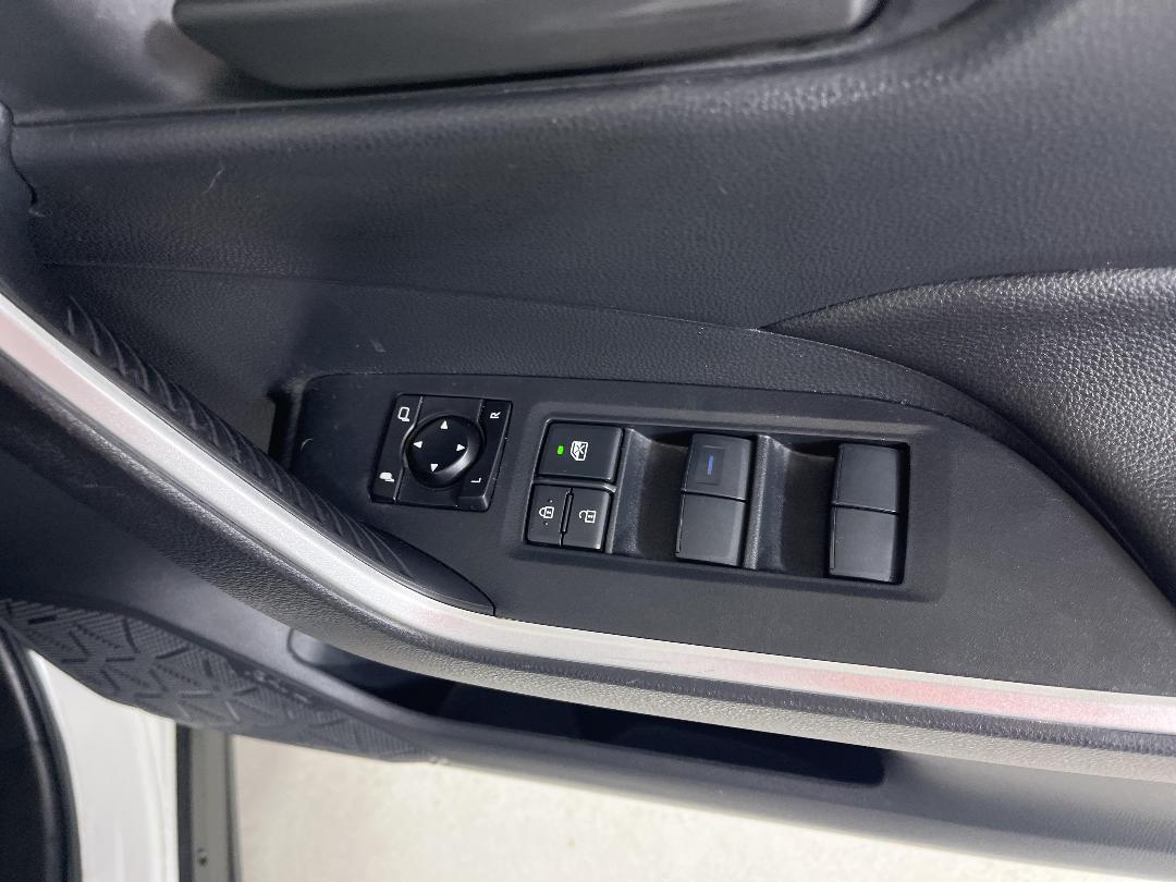 Photo '23' of Toyota Rav4 Photo '23' of Toyota Rav4