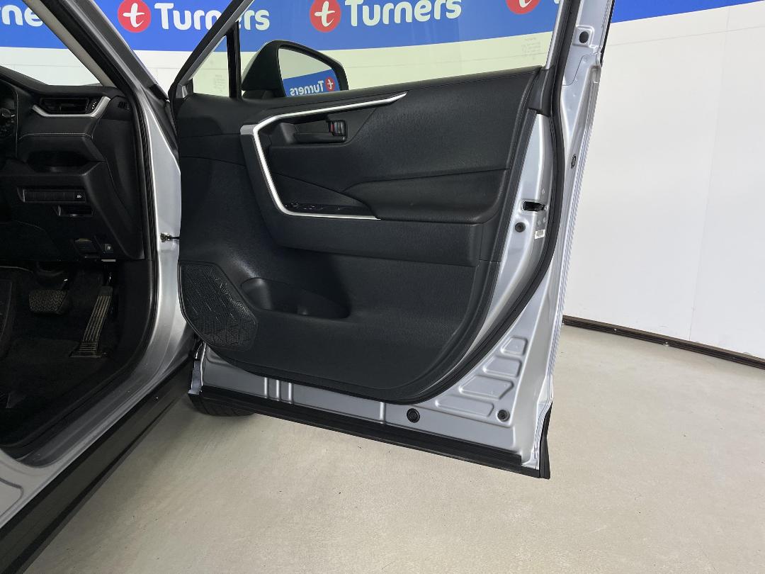 Photo '15' of Toyota Rav4