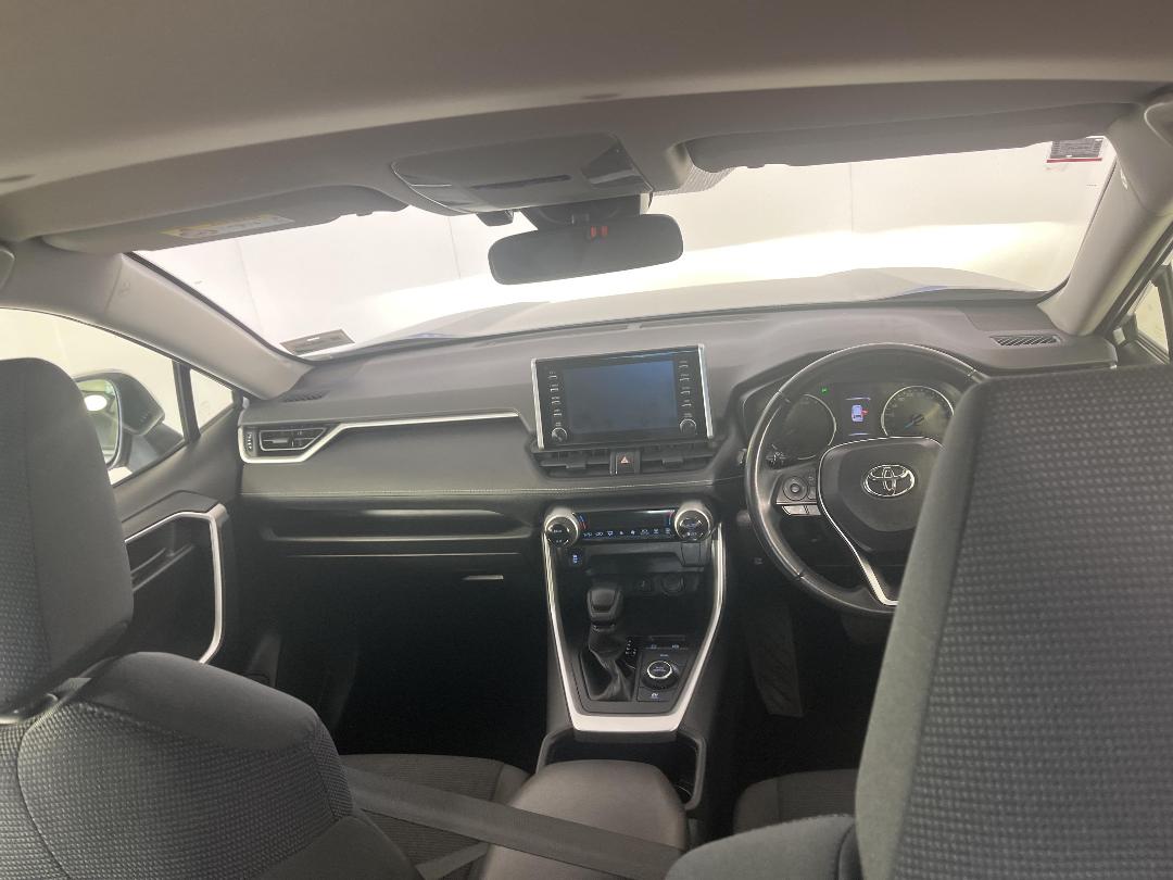 Photo '17' of Toyota Rav4