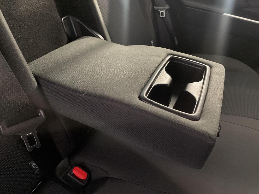 Photo '23' of Toyota Rav4