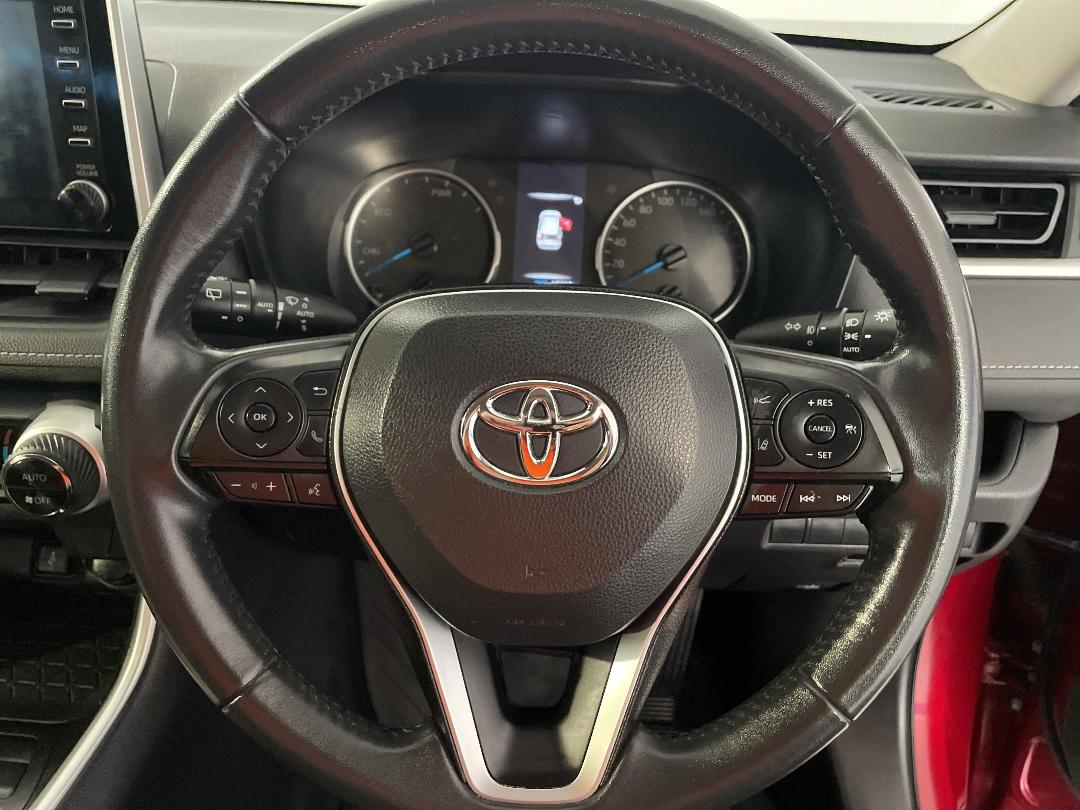 Photo '28' of Toyota Rav4