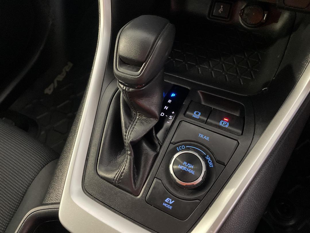 Photo '32' of Toyota Rav4