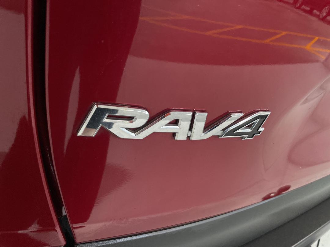 Photo '37' of Toyota Rav4