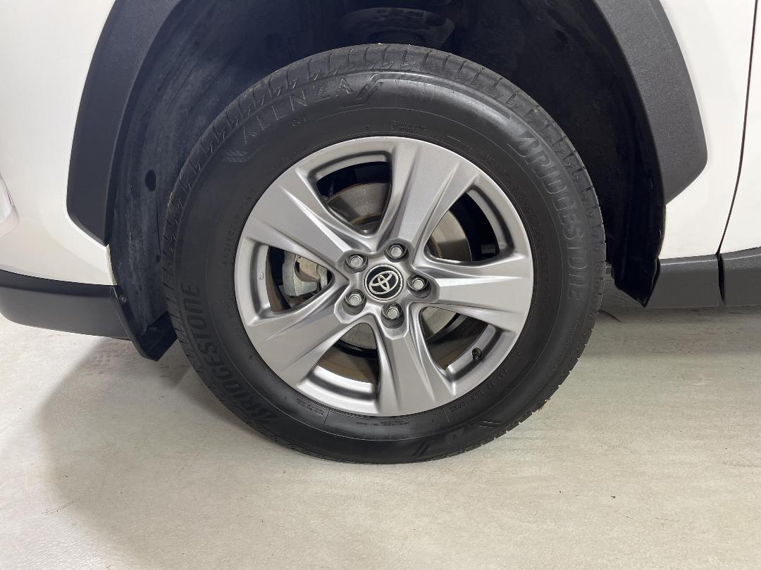 Photo '10' of Toyota Rav4 Photo '10' of Toyota Rav4