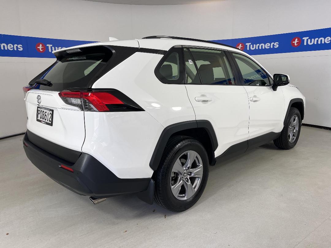 Photo '7' of Toyota Rav4 Photo '7' of Toyota Rav4