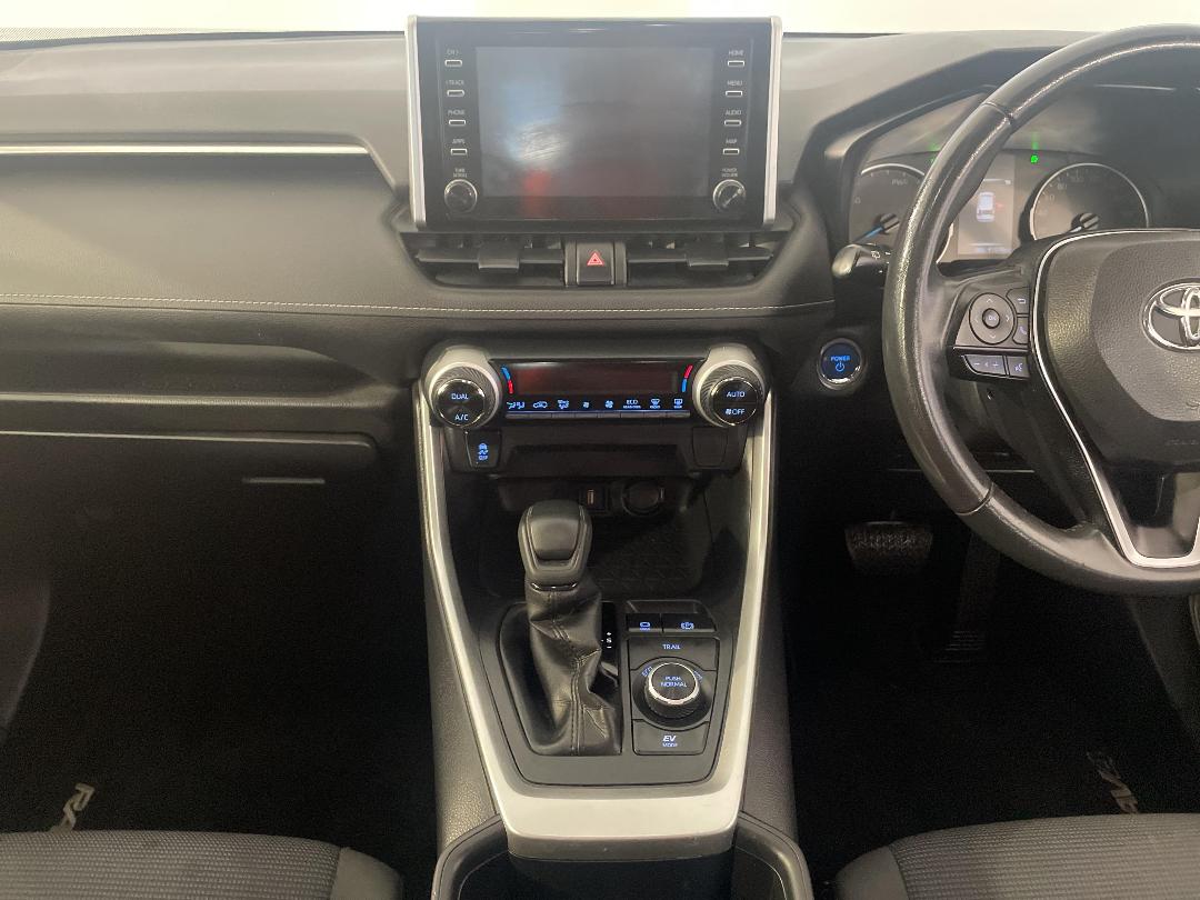 Photo '18' of Toyota Rav4