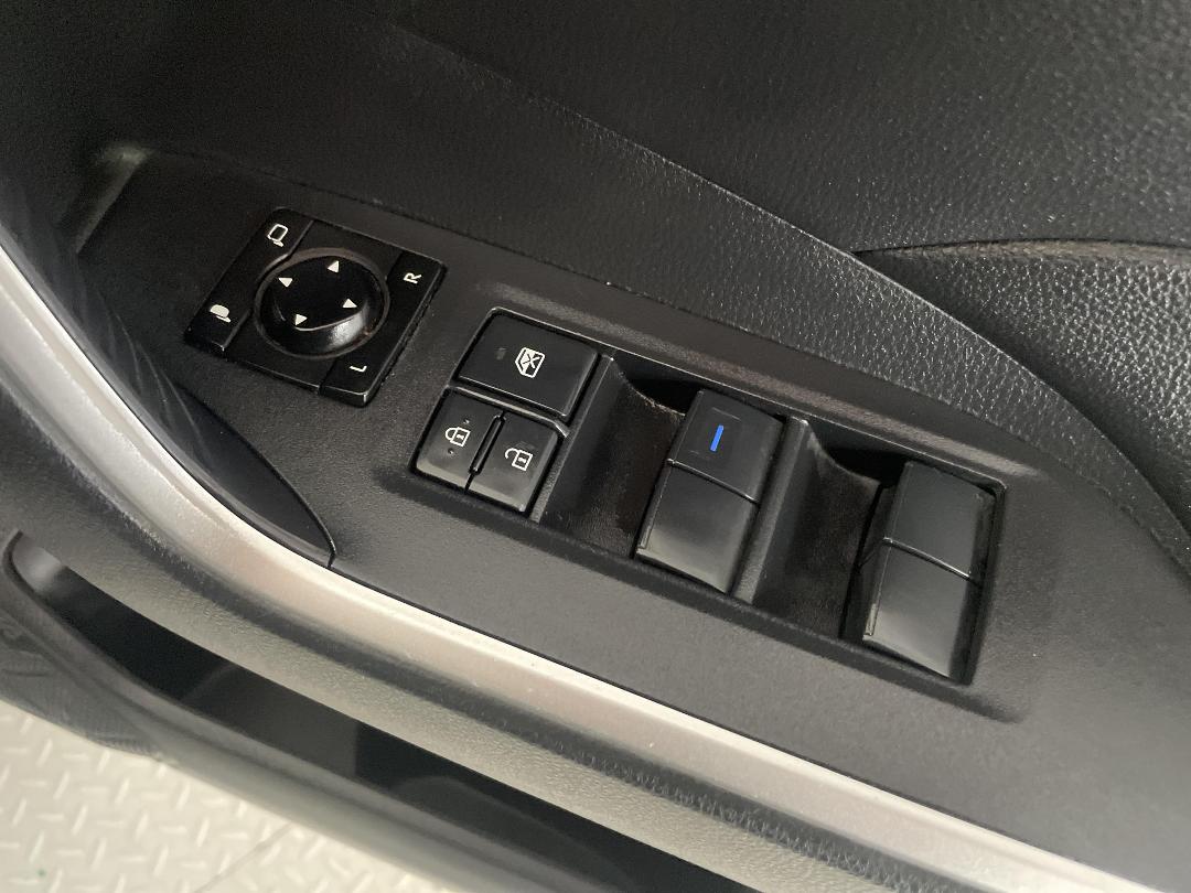 Photo '23' of Toyota Rav4