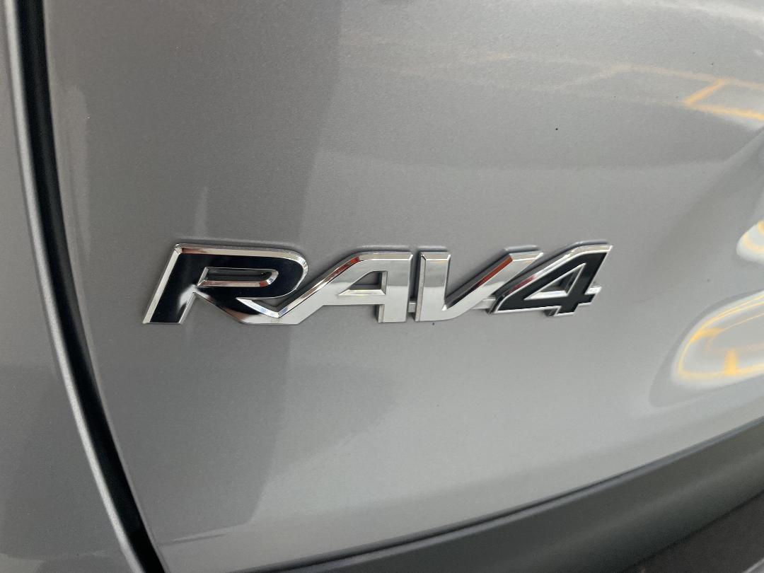Photo '36' of Toyota Rav4